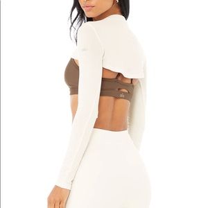NWOT ALO Yoga ivory shrug top XS crop top